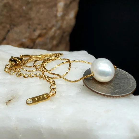 Natural Freshwater Pearl Pendant Luxury 14K Gold pl Chain Hypoallergenic